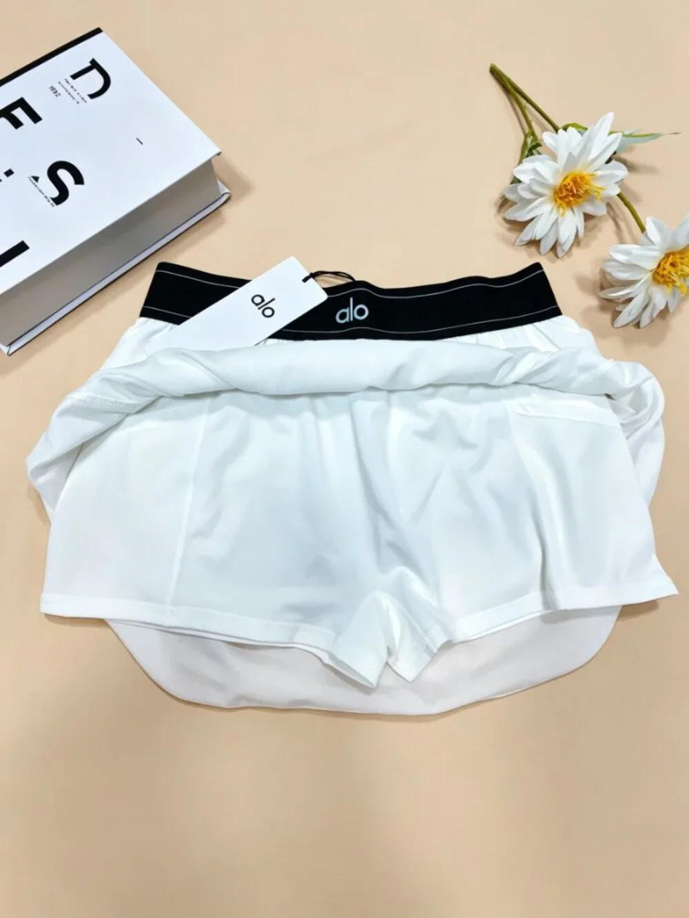 🤍NWT ALO Yoga Match Point Tennis Skirt White🎾Built-In Shorts